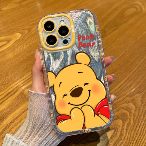 iPhone15Plus适用14手机壳软16卡通掌声维尼熊17ProMax可爱荣耀MAGIC8泡芙羽纱苹果13ins风VIVOiQOOneo11新款