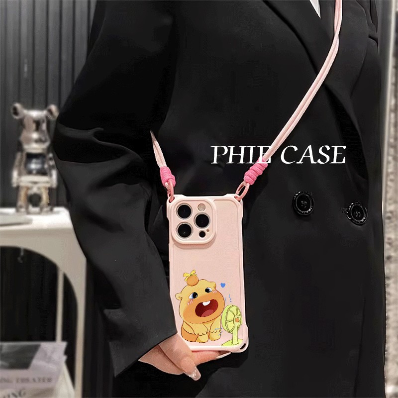 iPhone14四角开孔13ProMax吹风扇水豚噜噜OPPOFindx8斜挎手腕挂绳苹果16plus透明适用15pm手机壳软防摔12可爱