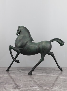 现代简约行走马金属摆件书房卧室客厅电视柜办公室样板房