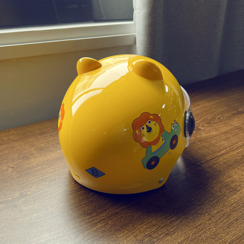 yoha电动车头盔自带耳朵