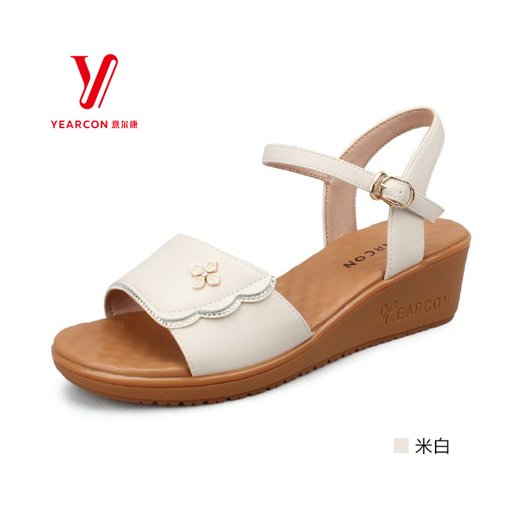 意尔康坡跟凉鞋时尚简约一字带