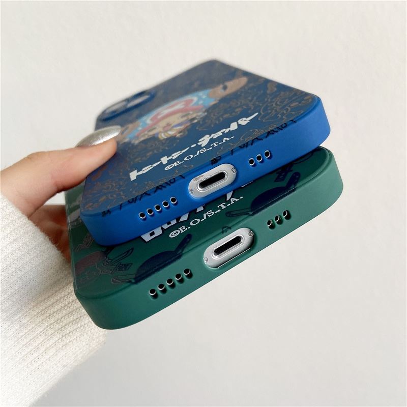 BANDAI One Piece Chopper Zoro Anime iPhone 13 Plus 14 pro max case适用苹果12promax手机壳动漫卡通11
