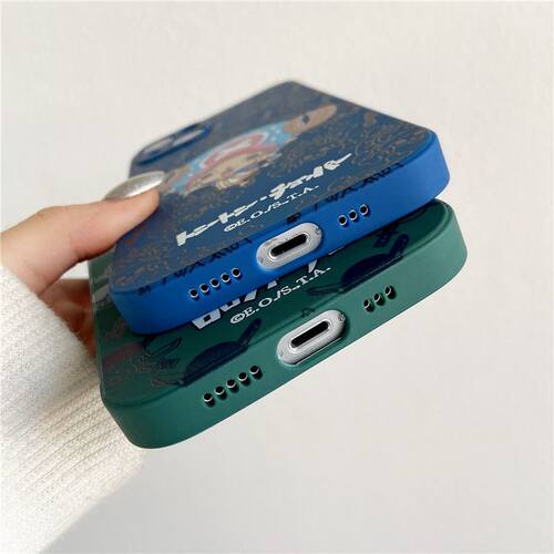 BANDAI One Piece Chopper Zoro Anime iPhone 13 Plus 14 pro max case适用苹果12promax手机壳动漫卡通11