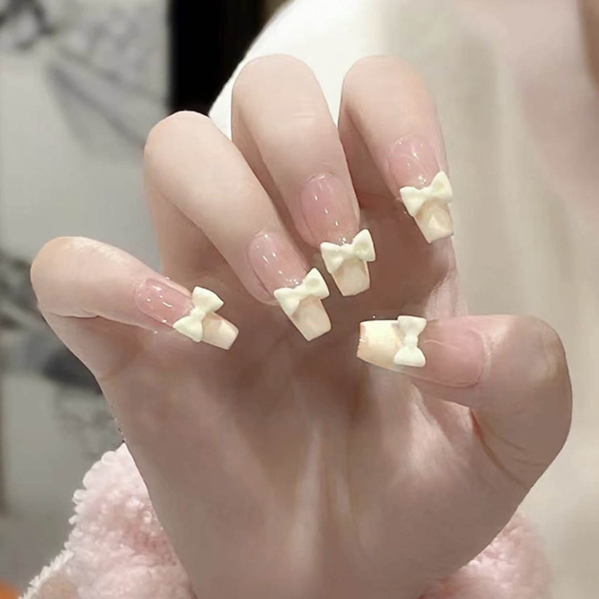 春夏纯欲甜美冰透奶白蝴蝶结美甲穿戴甲手工甲片成品长款工厂