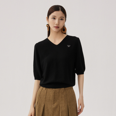 谜底V领套头针织衫短袖女2024秋新品极简风宽松亲肤上衣243MZ1266