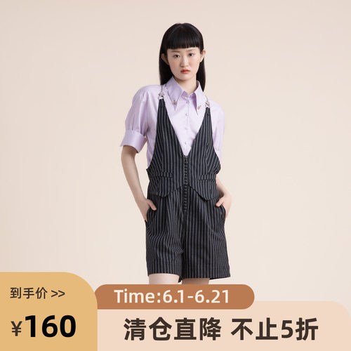 背带裤将复古马夹廓形与西装短裤结合