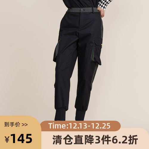 中性酷帅的收脚工装裤，裤型具有高包容性