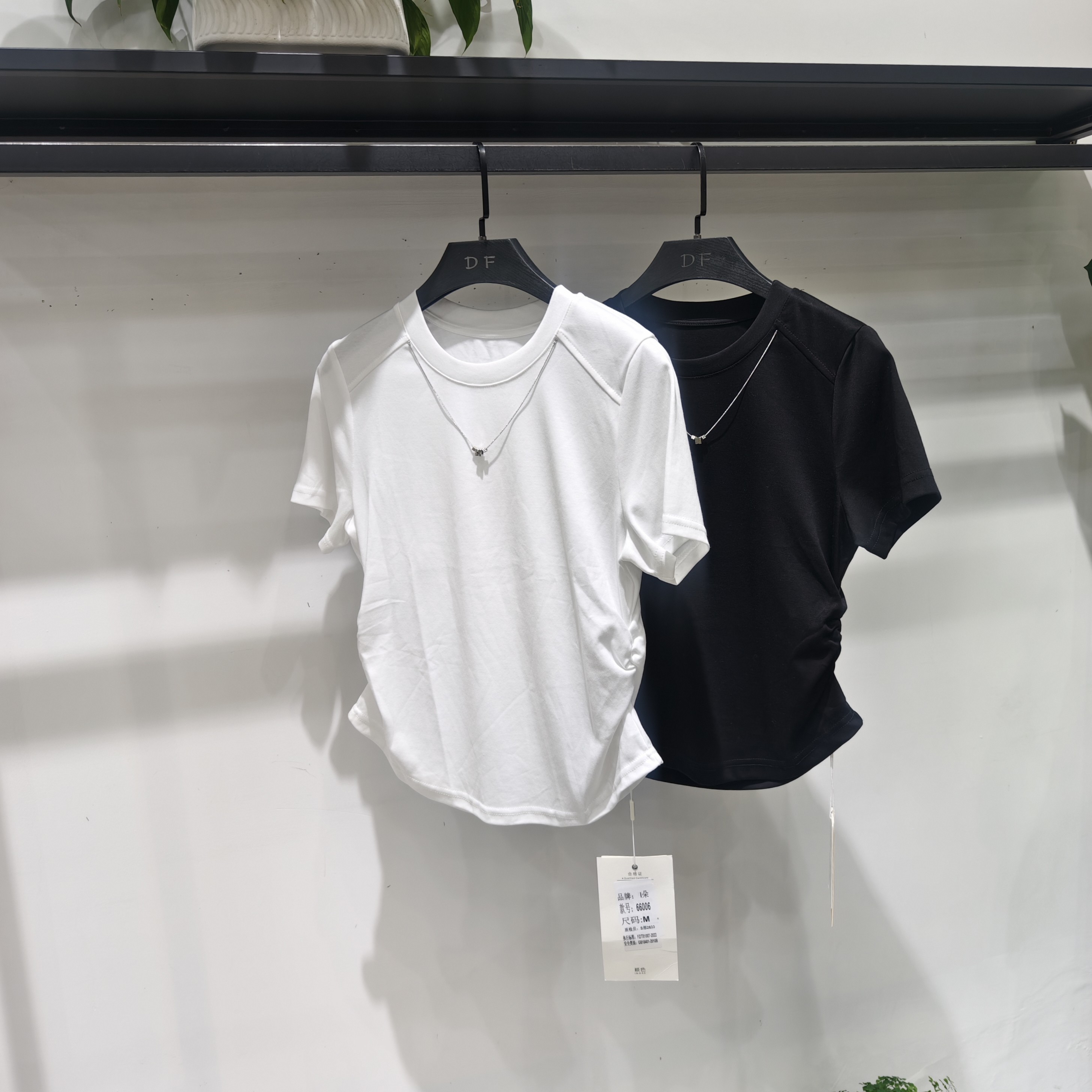 圆领小个子链条正肩短袖t恤女夏季新款褶皱收腰短款修身ins上衣潮
