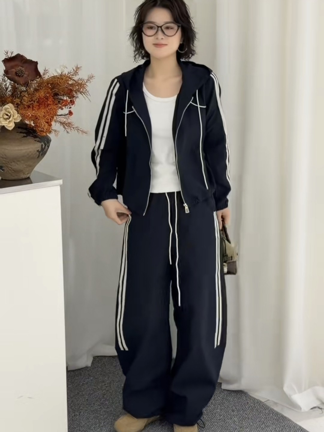 连帽卫衣外套阔腿裤两件套女2026秋季新款慵懒风时尚休闲运动套装