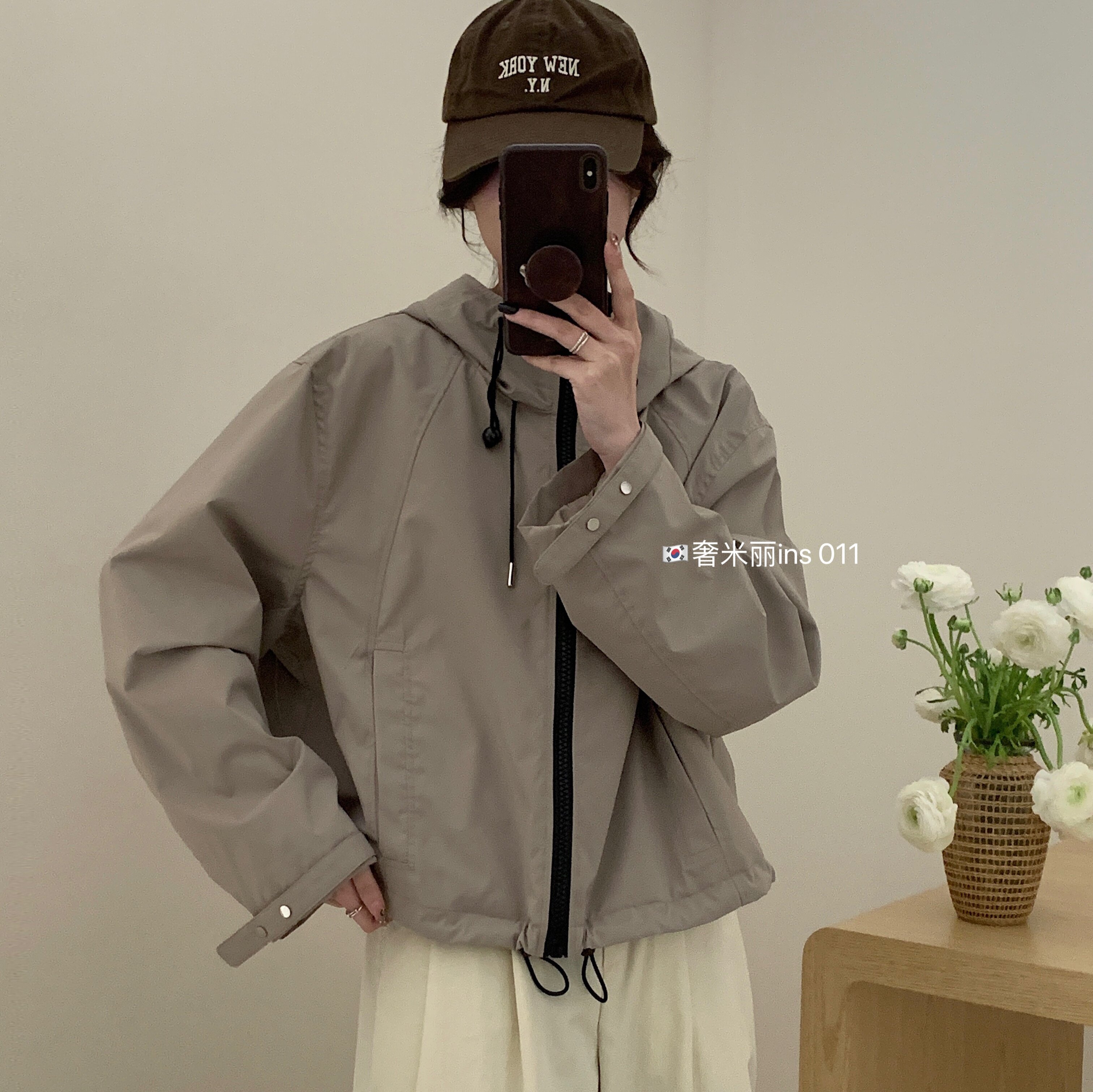 韩版2025春秋新品冲锋衣防晒外套女休闲时尚短款撞色连帽拉链上衣