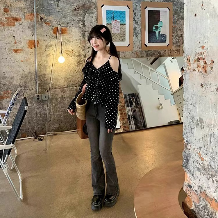 韩系简约黑色波点V领露肩长袖T恤早秋2025新款设计感小众上衣女