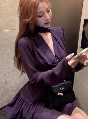 紫色v领长袖雪纺连衣裙女早秋修身气质短裙御姐轻熟风收腰a字裙子