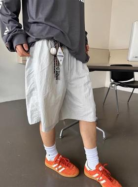 夏季新款美式短裤男潮牌薄款宽松大码运动休闲沙滩速干五分裤子