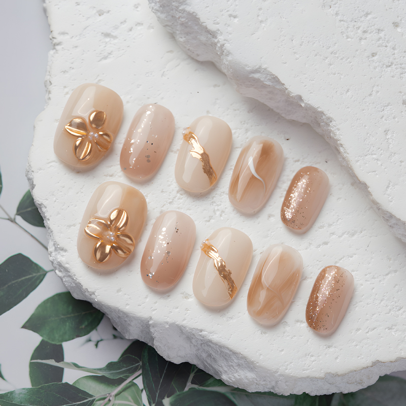 美盖穿戴甲短椭圆水蓝色立体猫眼