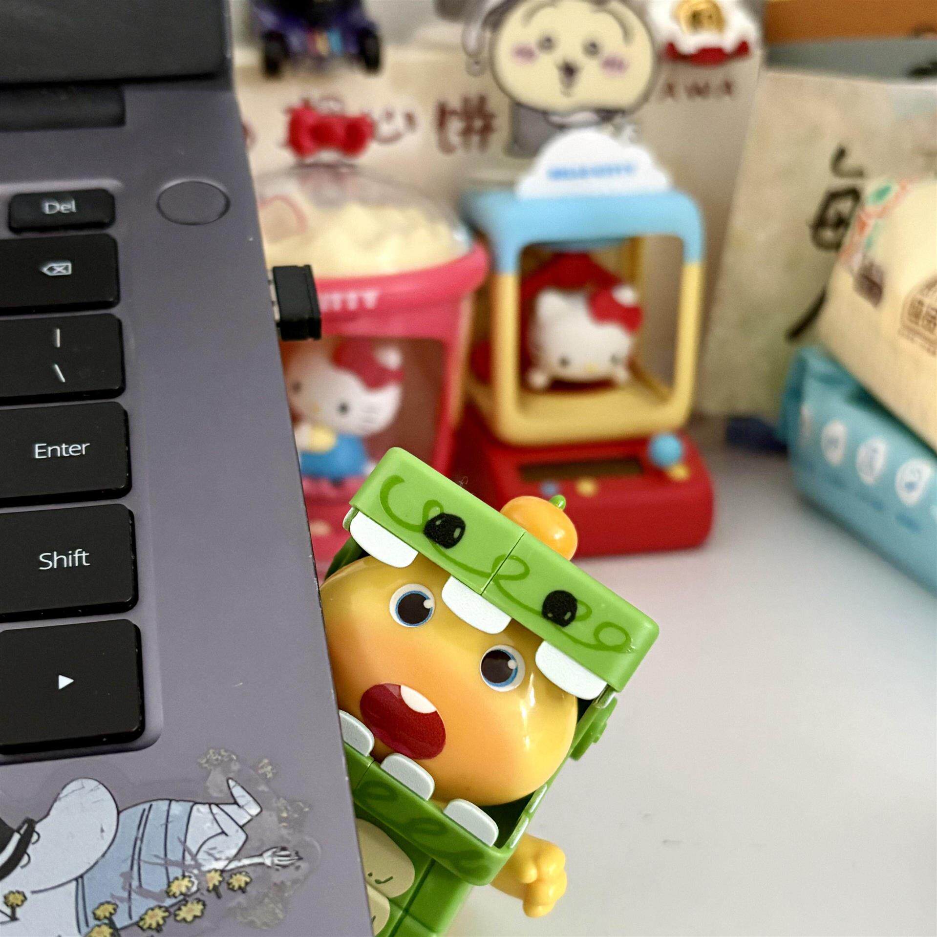 噜噜摆件可爱创意小恐龙趣味潮玩手办周边搞怪发条儿童玩具送朋友