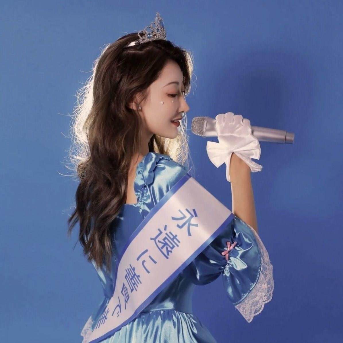 女团耳麦道具扩音器头戴麦克风通用假唱道具舞台