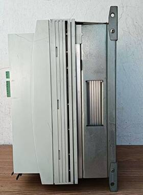 可维修8222-系列系列变频器22kw 三相380V EVF8