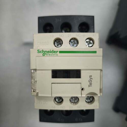 可议价直流接触器 LC1D18BDC 线圈DC24V
