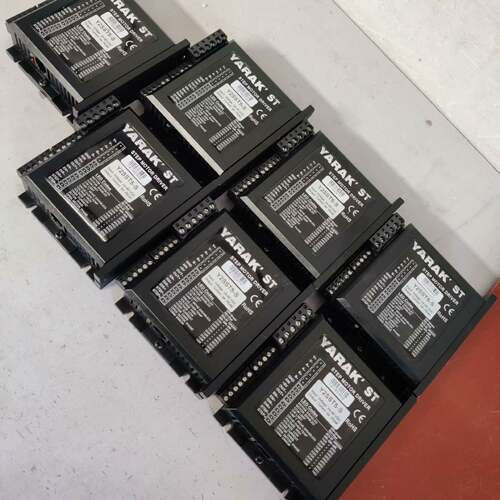 可维修信侬步进驱动器Y2SST5-S。实物拍摄成色如图，议价