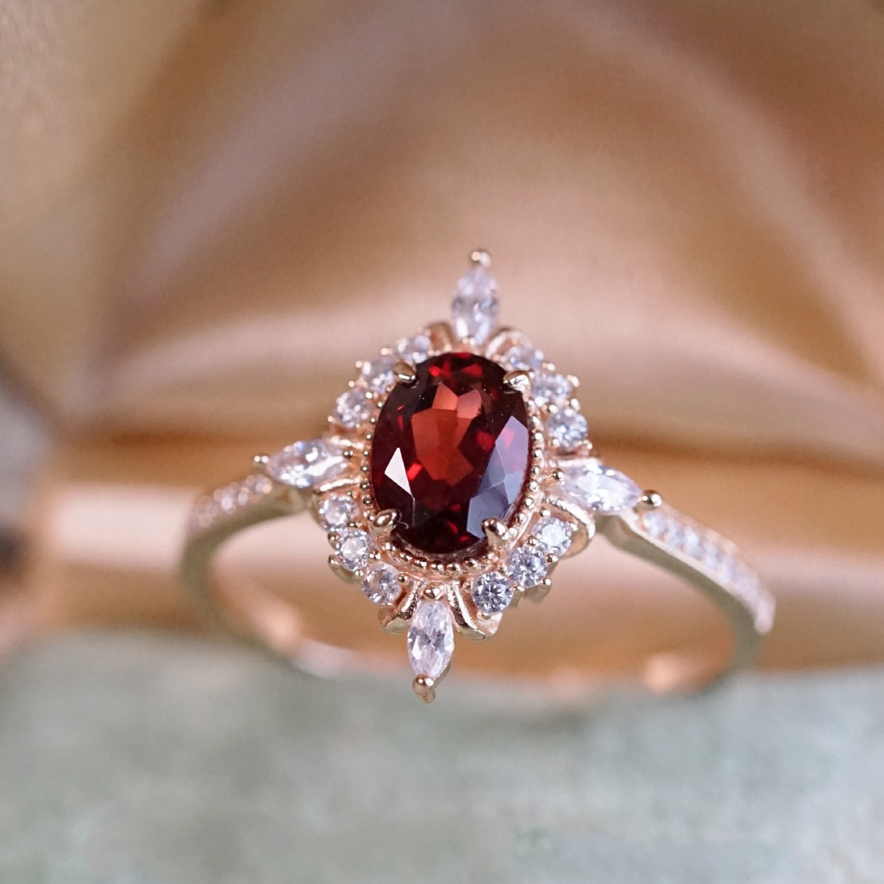 法国coss koko日系设计小众罗丝小姐复古大气防酒红石榴石戒指