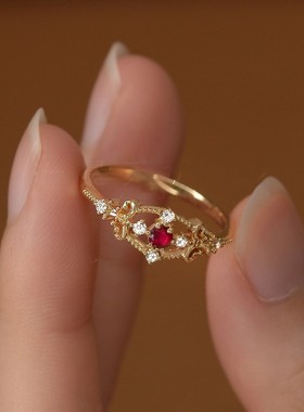 法国Coss KoKo法式仿红宝石戒指复古风镂空设计个性高级感滚珠边