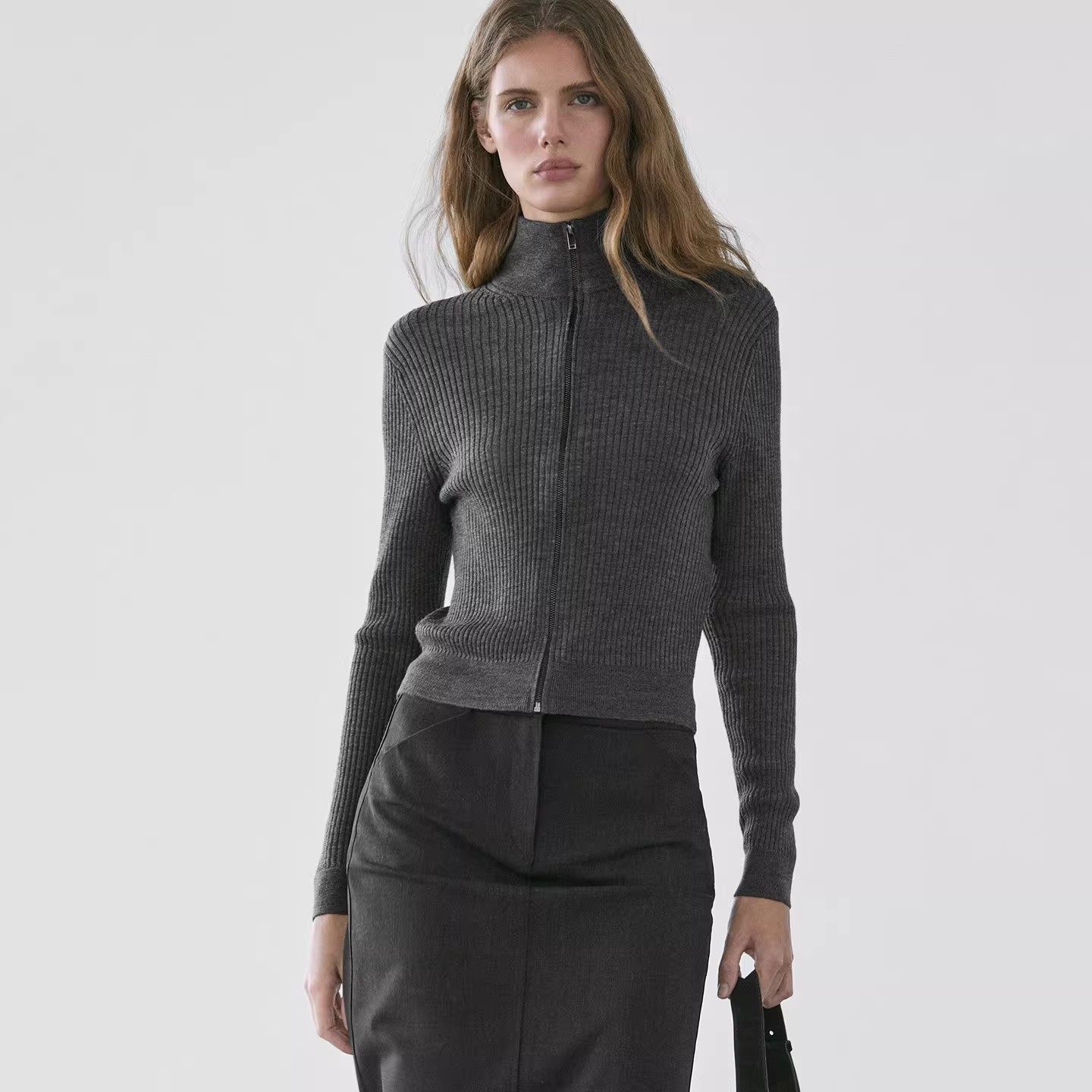 MD女装秋冬新品简约美式休闲风修身版软糯高领拉链针织开襟衫毛衣