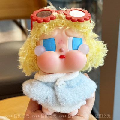 哭娃吊卡衣服搪胶公仔娃衣