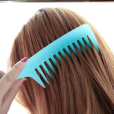 Large curly hair comb wide tooth comb big tooth comb 齿梳
