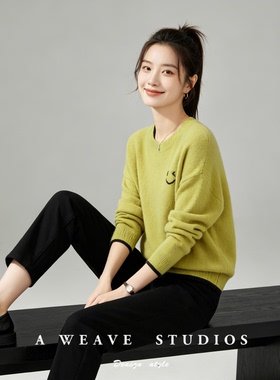 温柔慵懒风圆领刺绣羊绒衫女长袖百搭显瘦黄色上衣