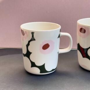 新款  芬兰marimekko绿色粉花马克杯盘子咖啡杯马克杯