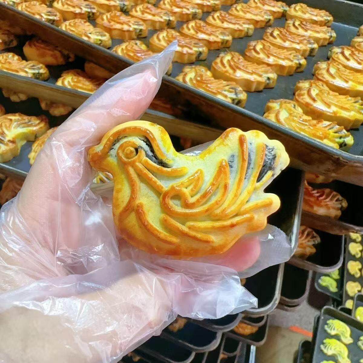 *潮汕特产红桃粿咸蛋黄红豆沙鸟饼桃粿广式软糯糕点休闲茶点小吃/