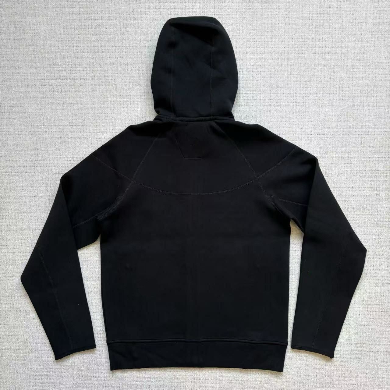 thumbnail for Minimalist Hooded Sportswear