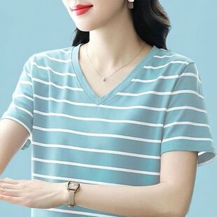 时尚条纹棉质大码短袖t恤女2026夏季中年洋气宽松休闲胖人v领上衣