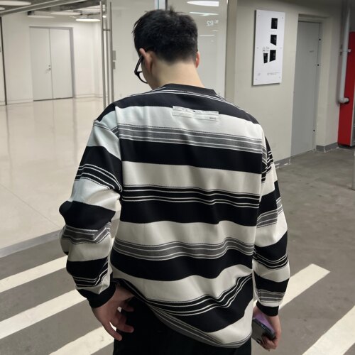 nicktian粗条纹薄款卫衣