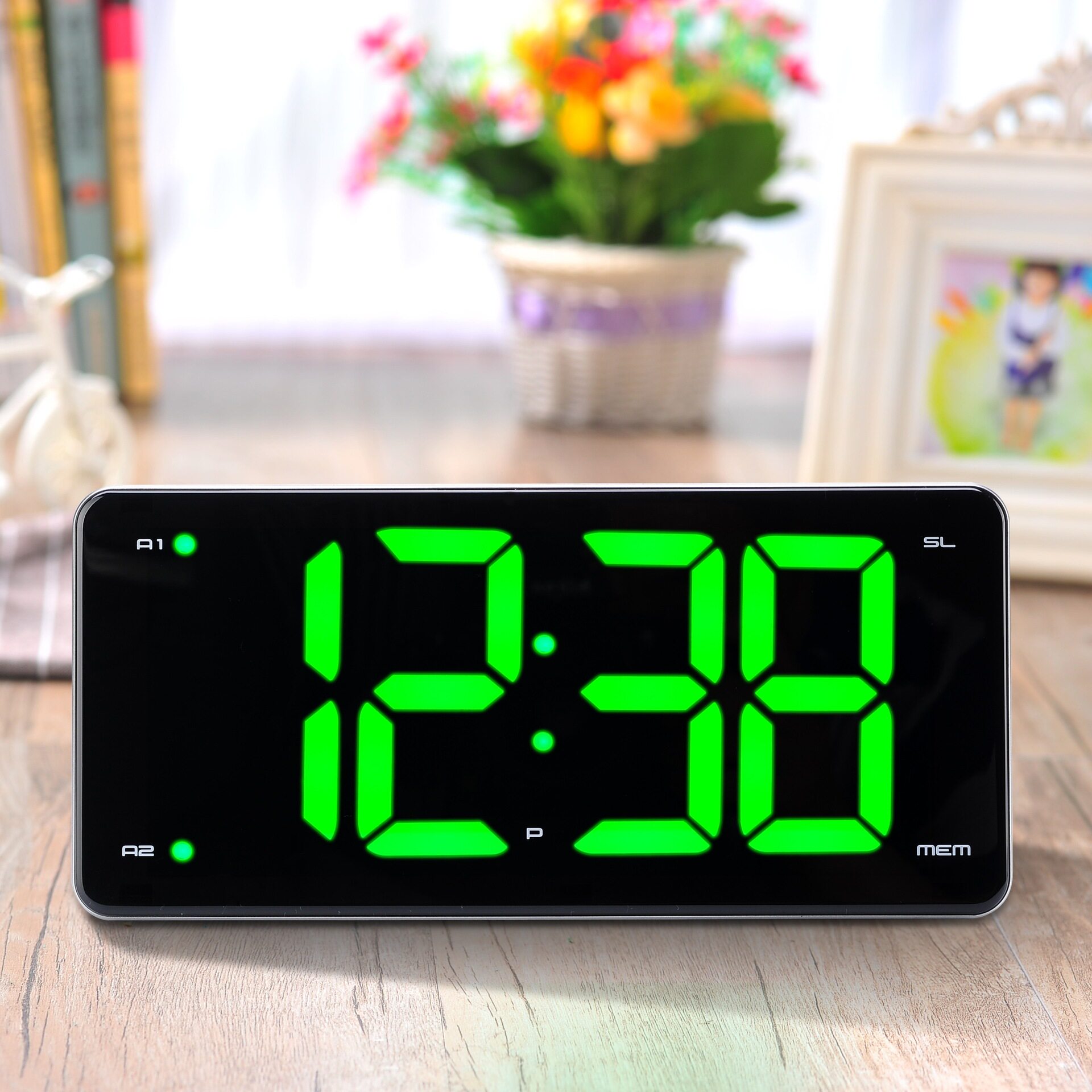 特大座枱LED双响闹钟收音机鈡书桌家居多功能节能大屏幕