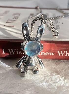 百搭新款可活动个性钛钢兔子项链男女吊坠嘻哈长款毛衣链卫衣链配