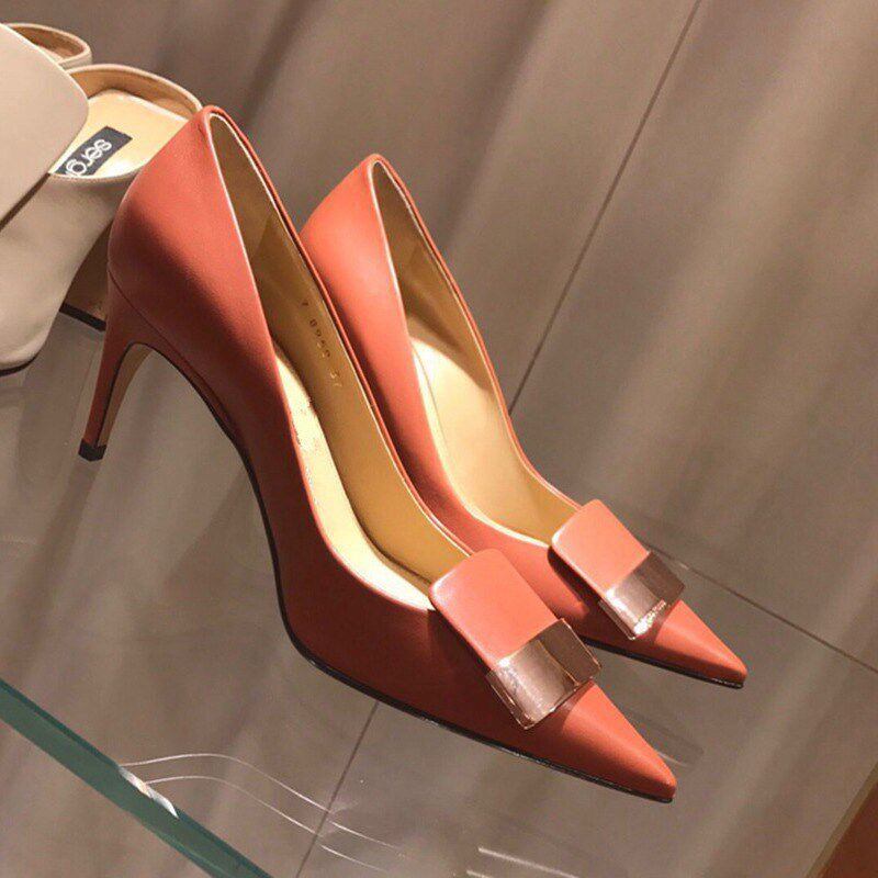 2023新款杏色高跟鞋细跟黑色职业工作鞋大码42 43浅口尖头女单鞋