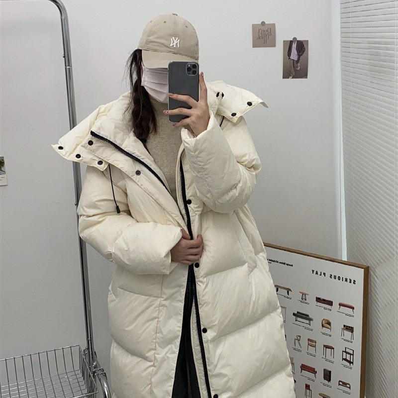 2023年冬季新款韩版粉色连帽加厚加长款大被子白鸭绒羽绒服女