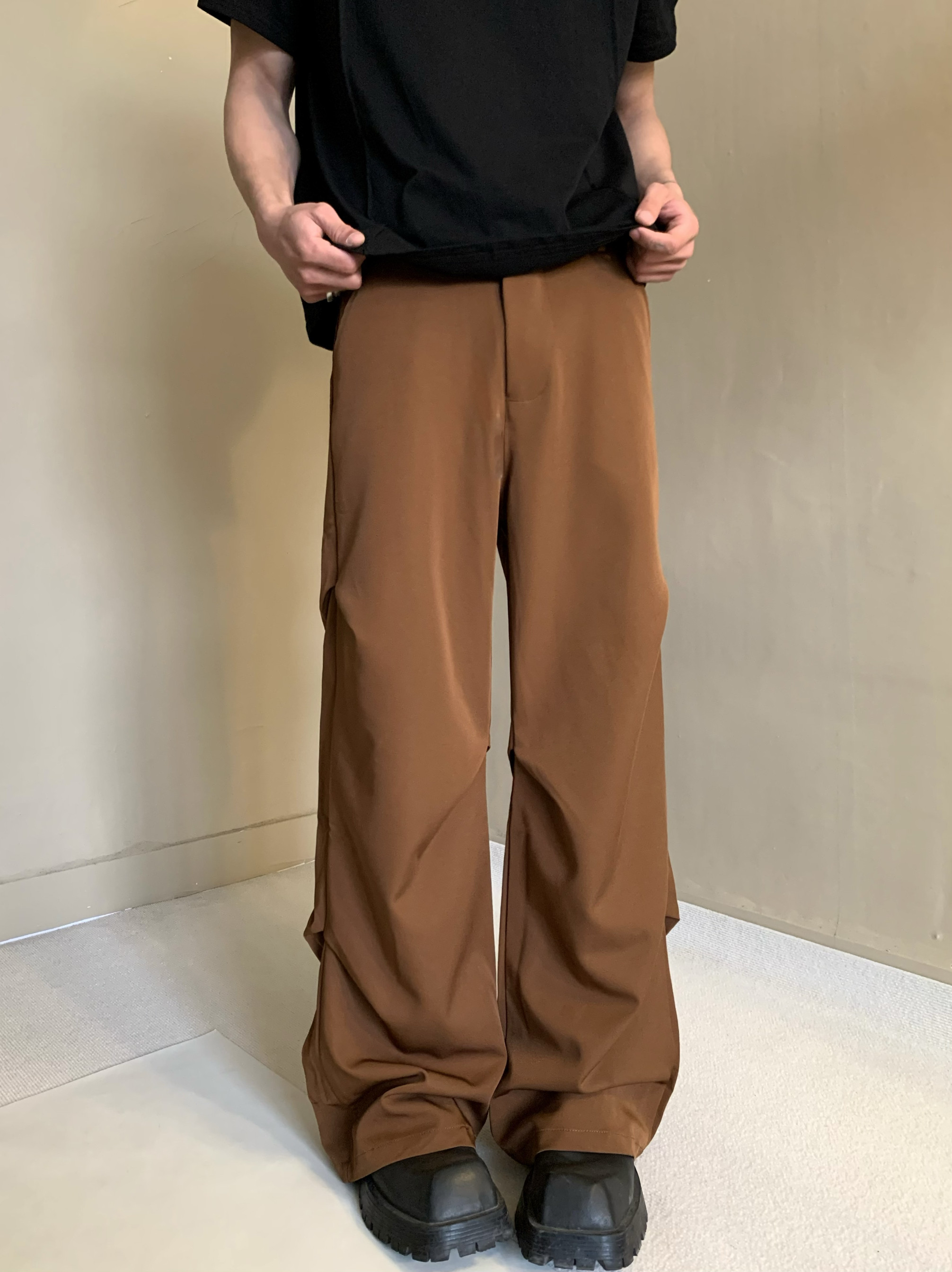 美拉德深棕色阔腿休闲裤男美式复古褶皱垂感工装裤直筒vibe长裤子