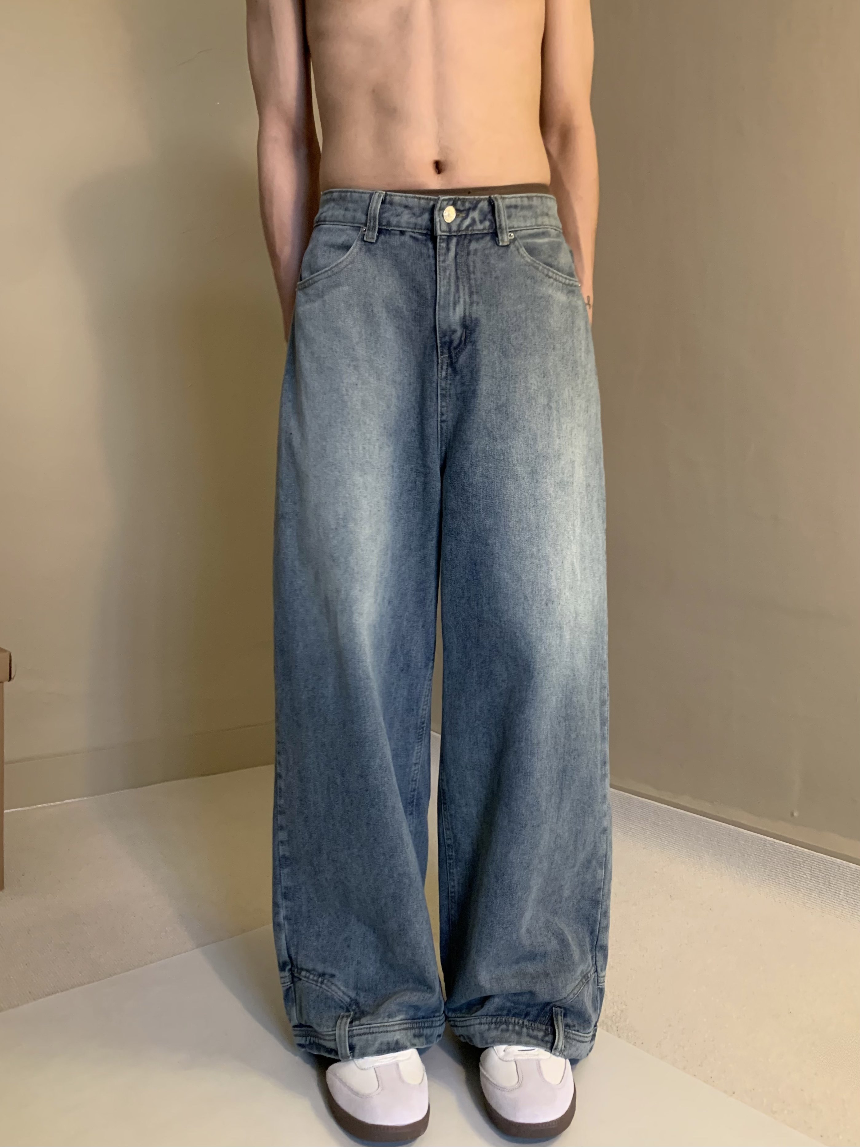 【你裤子穿反了 张艺兴同款】 美式水洗宽松直筒阔腿倒装牛仔裤男