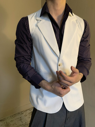 英伦风白色西服马甲痞帅男女禁欲系高级感设计西装领背心宴会马夹