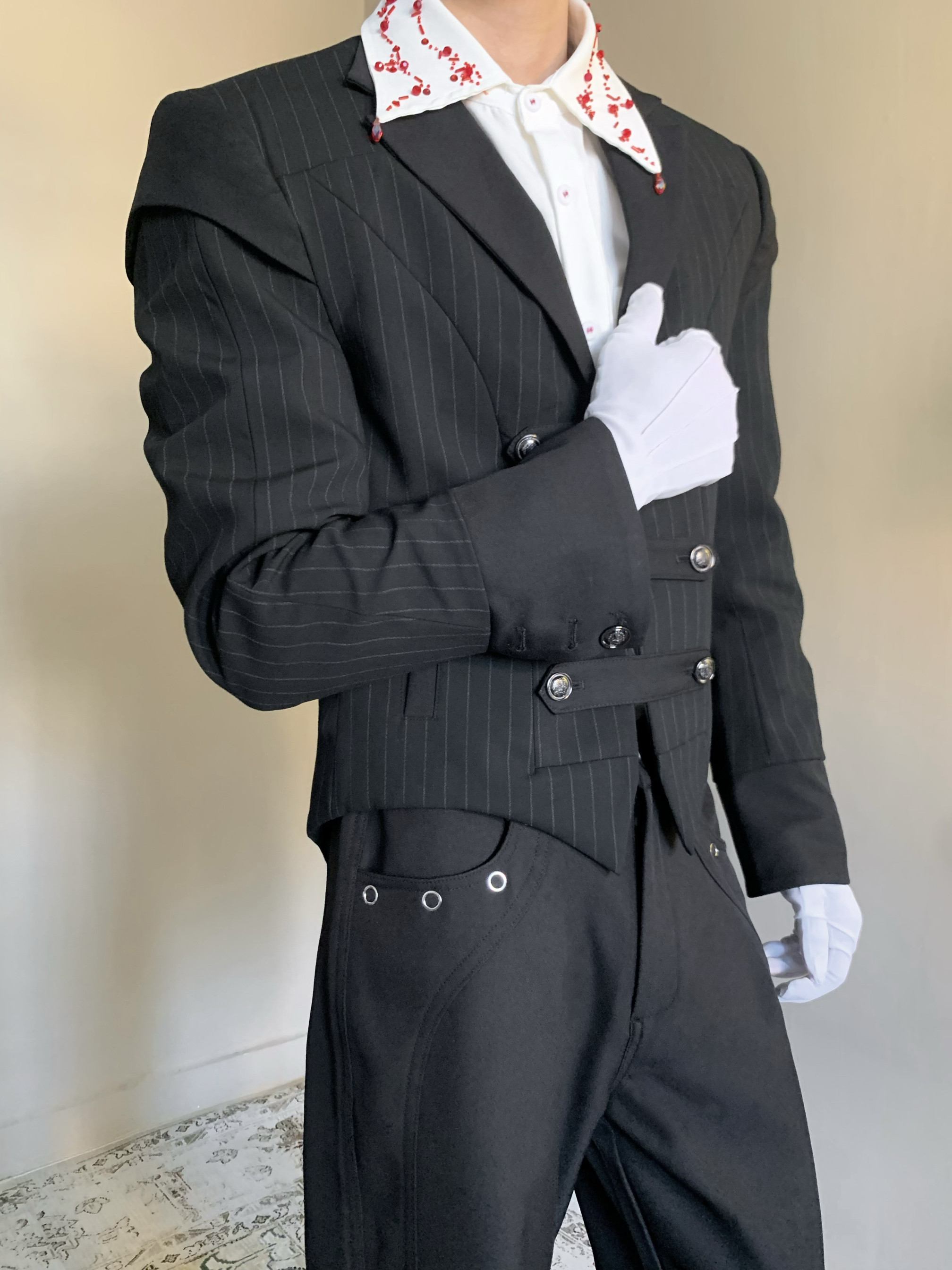 原创定制绅士短款高级感收腰西装外套男女中性风立体燕尾垫肩西服