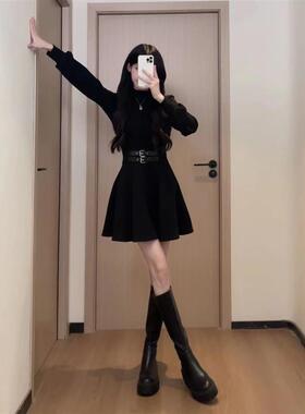 法式黑色内搭连衣裙子女秋冬新款小个子掐腰裙圣诞约会穿搭女装