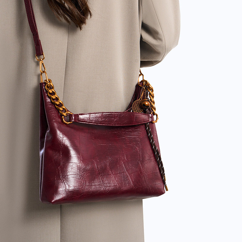 高级感撞色水桶包包女2025新款秋冬复古百搭单肩包上班通勤斜挎包,箱包皮具/热销女包/男包,通用款女包,淘宝优惠券,粉丝福利购,淘宝优惠卷