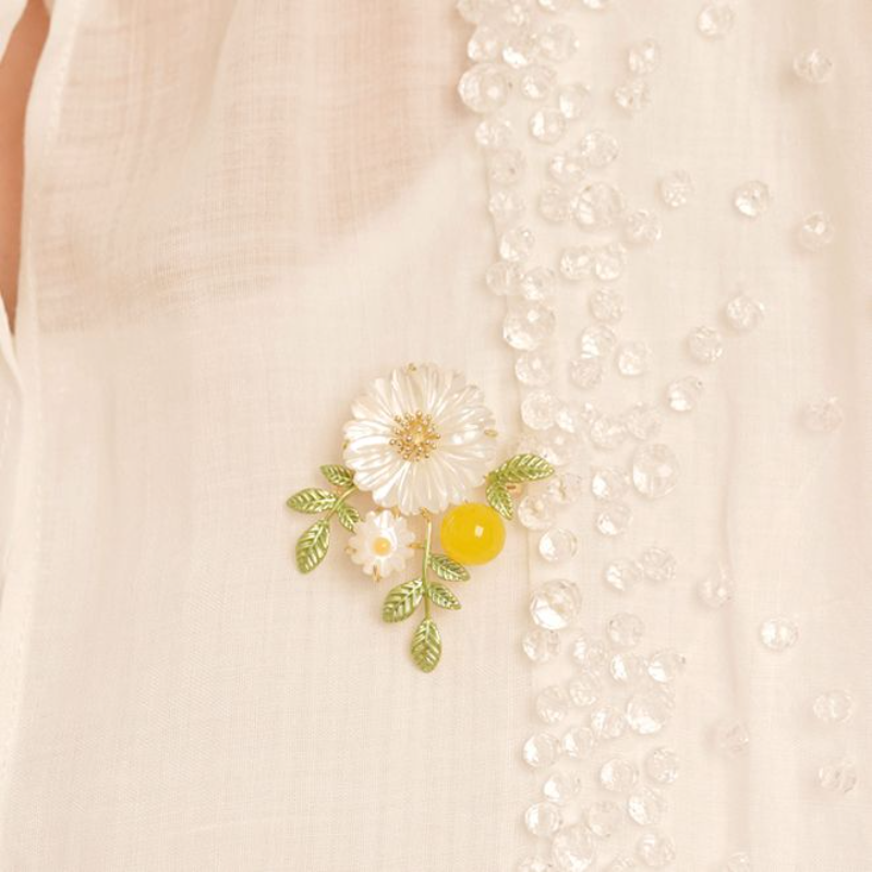 A雏菊胸花胸针母亲节礼物女感小众奢华复古西装搭配