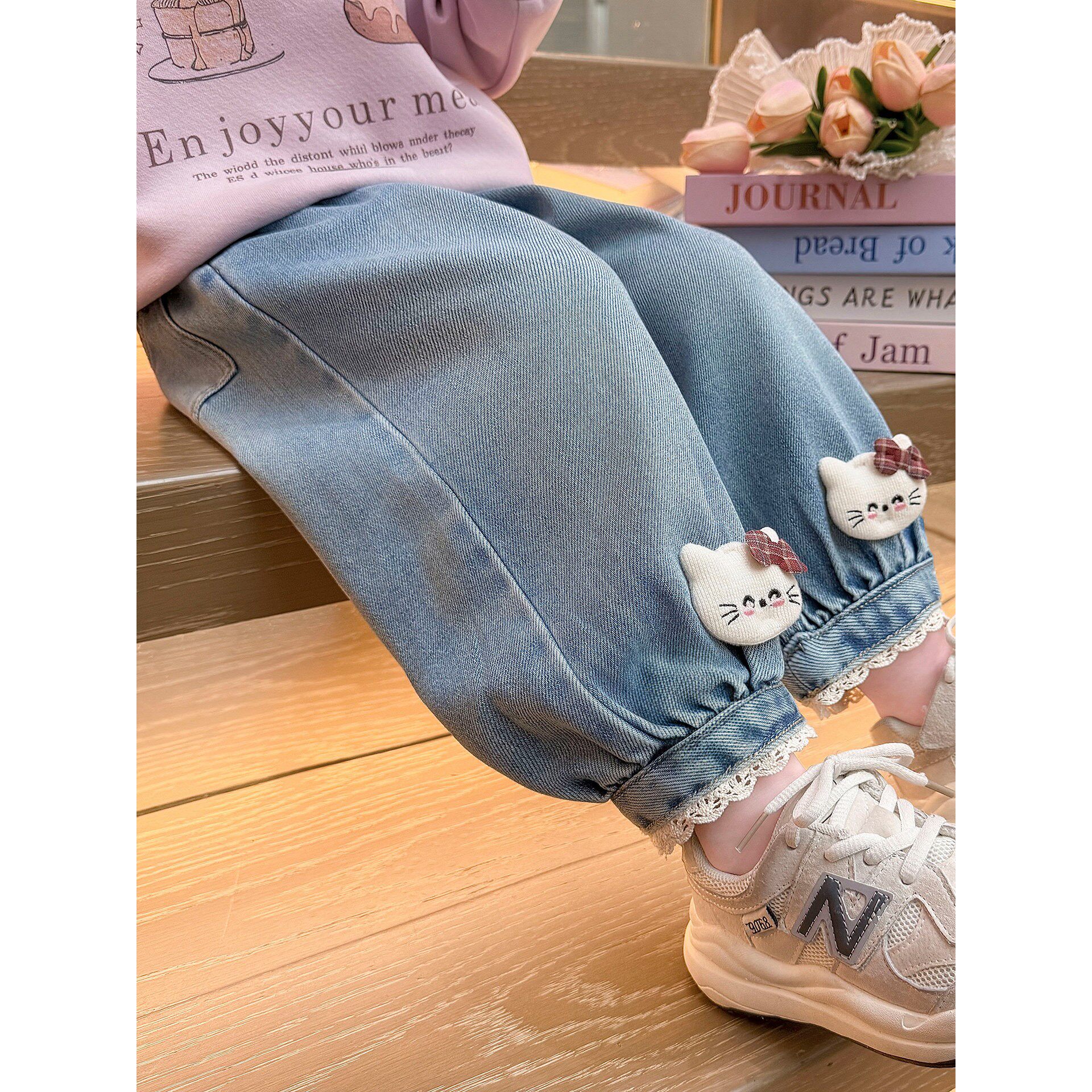 女童百搭牛仔裤春秋款2026新款儿童裤子春季休闲女孩洋气束脚长裤