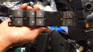 适用大众辉腾 升降器开关后备箱开关油箱盖开关 左前门玻璃开关