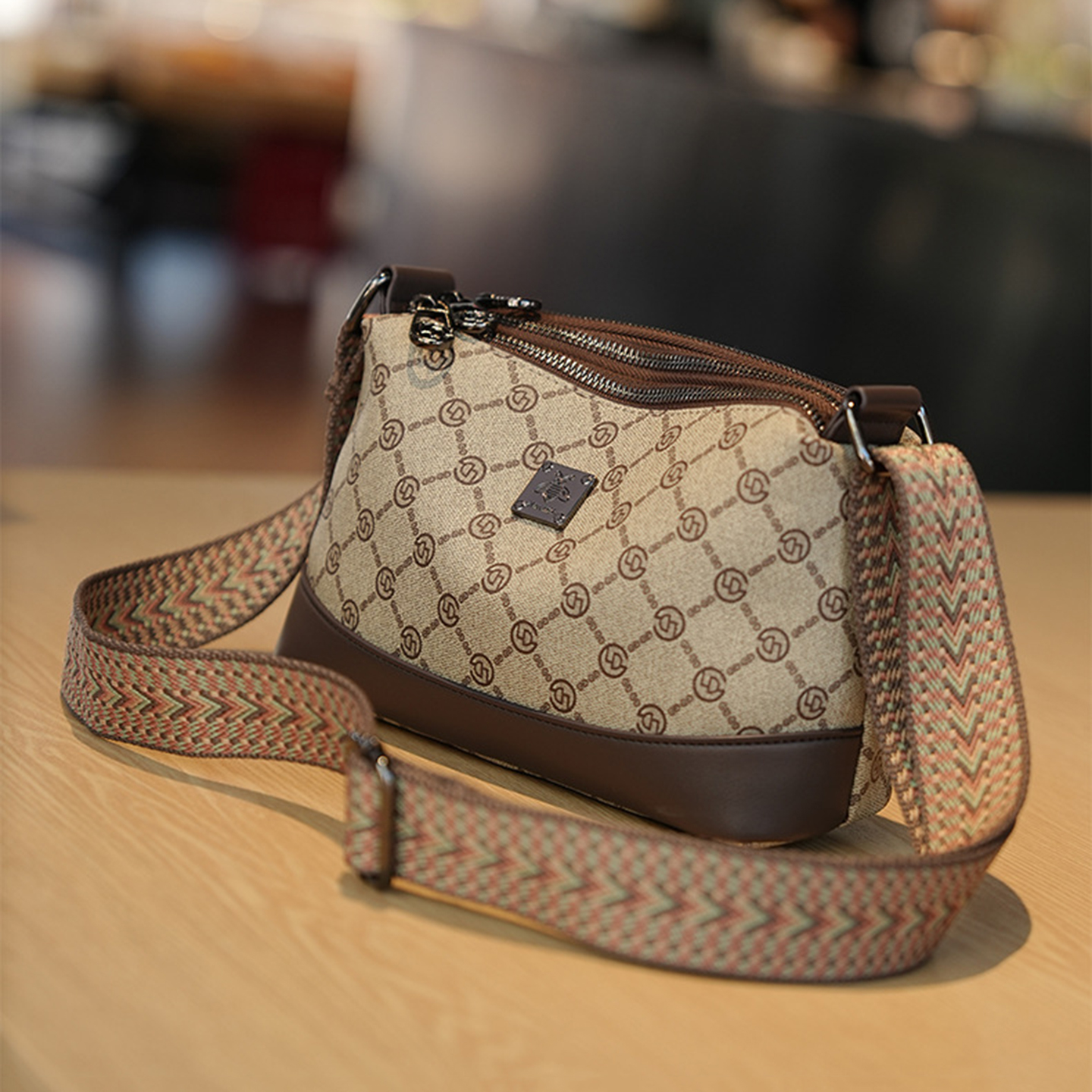 品牌波士顿包中包多隔层宽肩带