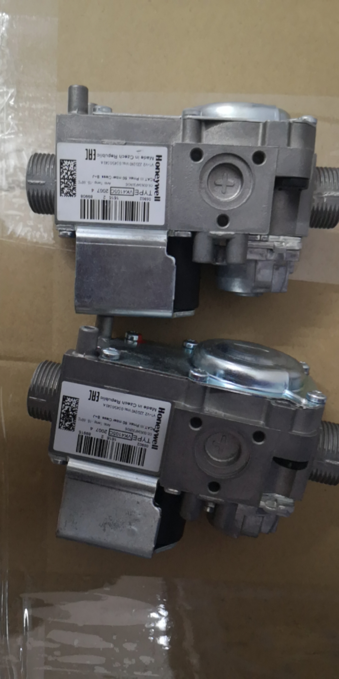 霍尼韦尔燃气电磁阀 VK4105C2007 现货  VK4105C1041