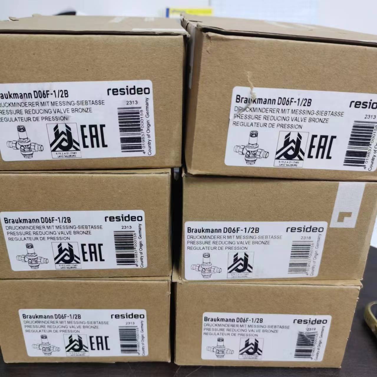 霍尼韦减压阀D06F-3/4A现D06F-1/2B D06F-1AM表头M07M-A16压力表